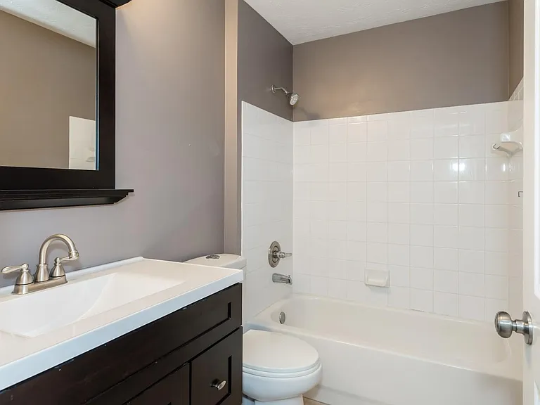 3048 Westminster Dr #101 — Photo 12