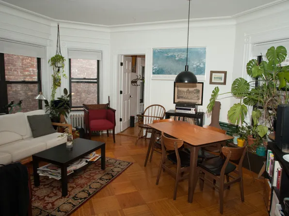 184 Clinton Avenue image 5 of 17