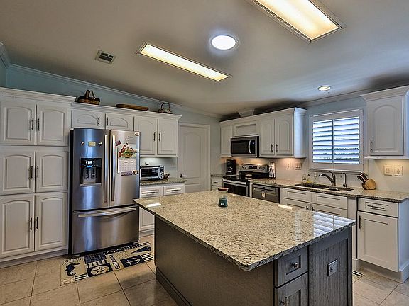 3rd image of 293 Golden Bay Blvd