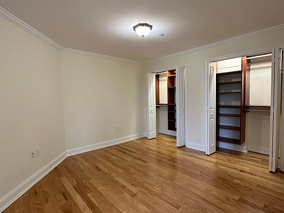 3rd image of 19 Chapel St #A0906