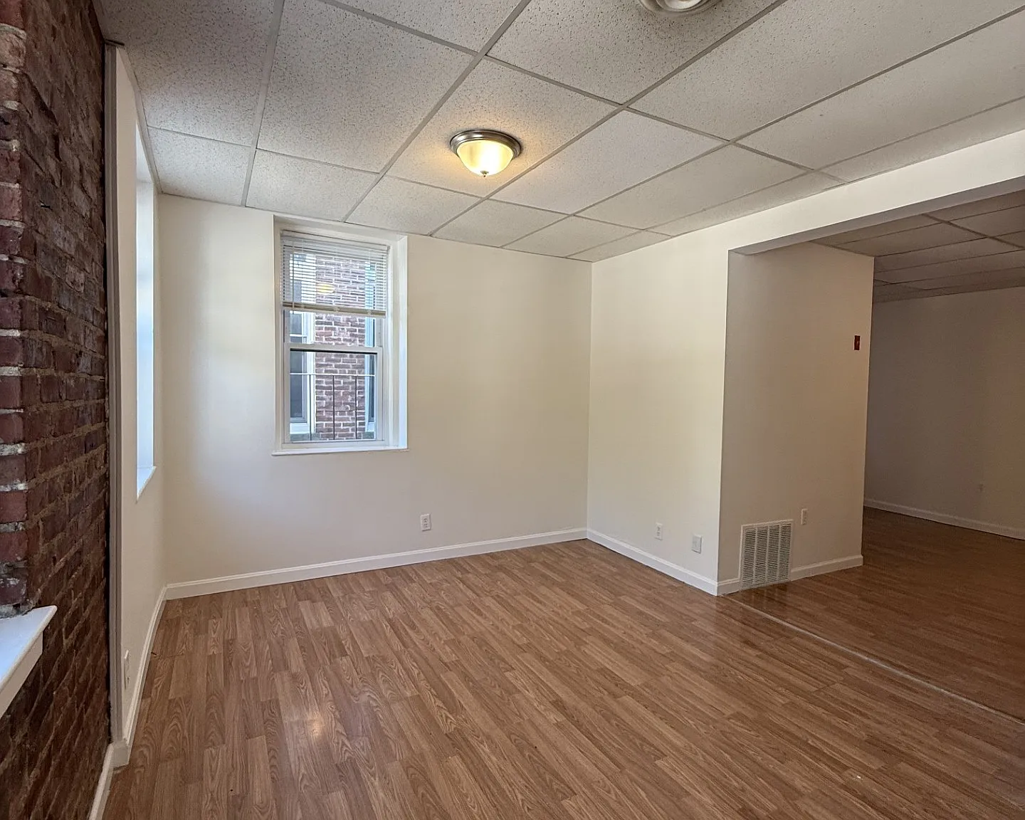 2 bed, 832 sqft, $2,000 — Photo 4