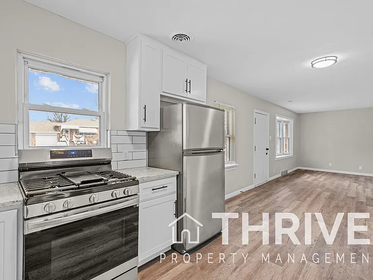1068 Rainbow Dr — Photo 13