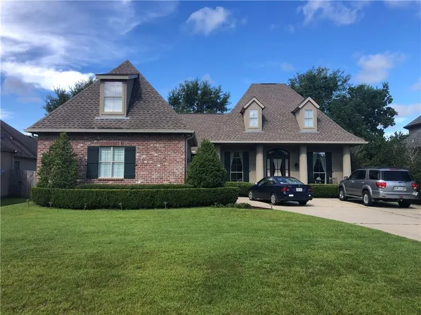 369 Chateau Sonesta Dr, Mandeville, LA 70448