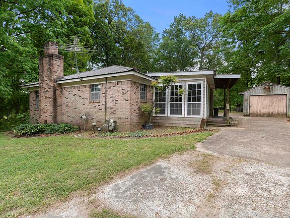 3rd image of 1170 McFadden Dr