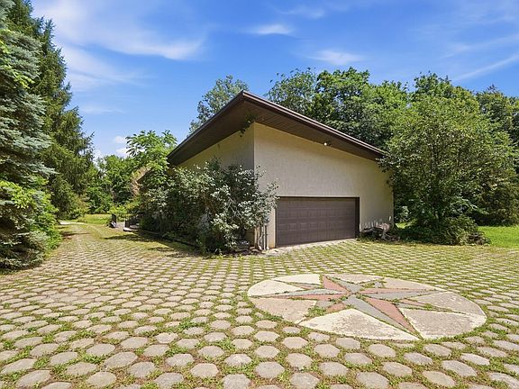 5th image of 7207 Hill Rd