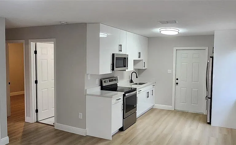 901 S Taylor Rd — Photo 4