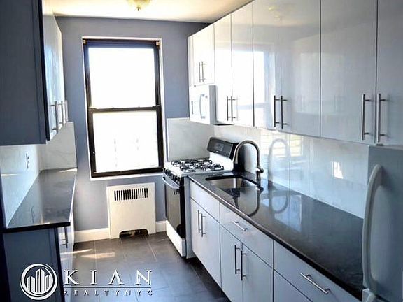 2nd image of 4755 39th Pl APT 4F