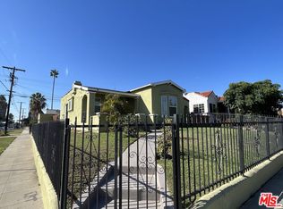 600 W 102nd St, Los Angeles, CA 90044