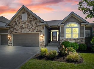 10033 N Stark Ave, Kansas City, MO 64157
