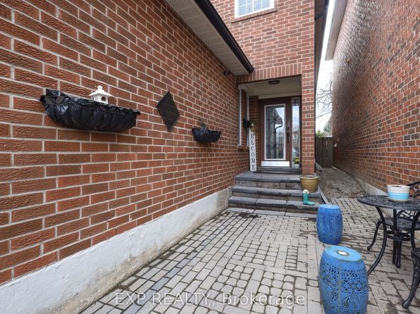 54 Trewartha Cres, Brampton, ON L6Z 1X4