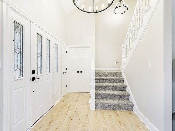 3rd image of 6240 White Alder Ct
