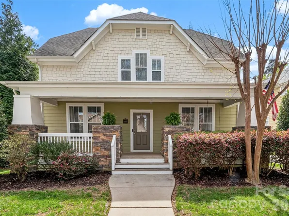 10102 Roosevelt Dr, Huntersville, NC 28078