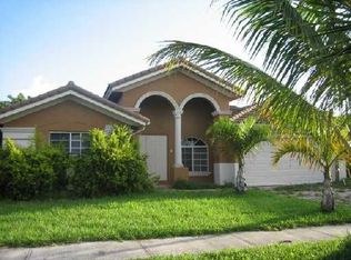 14827 SW 180th Ter, Miami, FL 33187