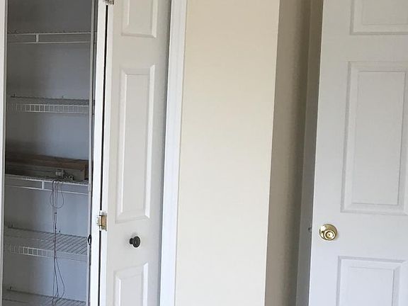 2nd image of 19 Alysia Ct