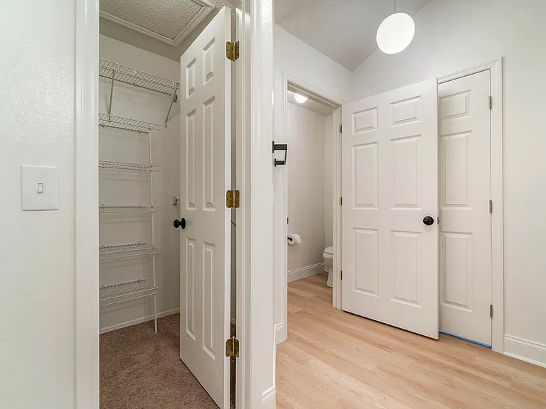 Rooms 1-3 Bathroom