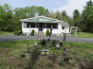 22 King Rd, Saratoga Springs, NY 12866