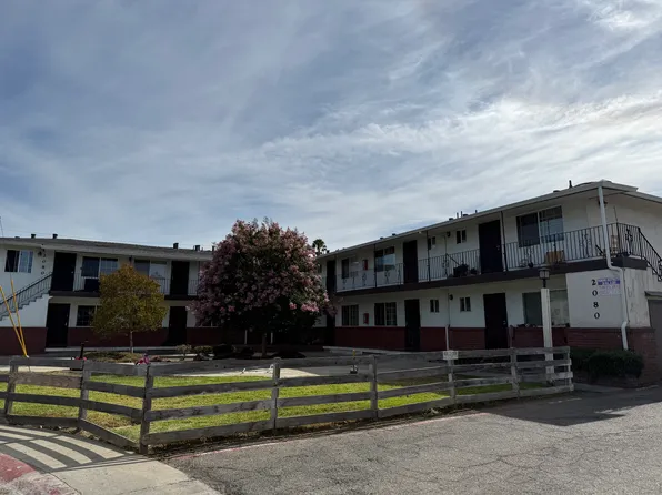 2080 Marlboro Ct APT 17, San Jose, CA 95128