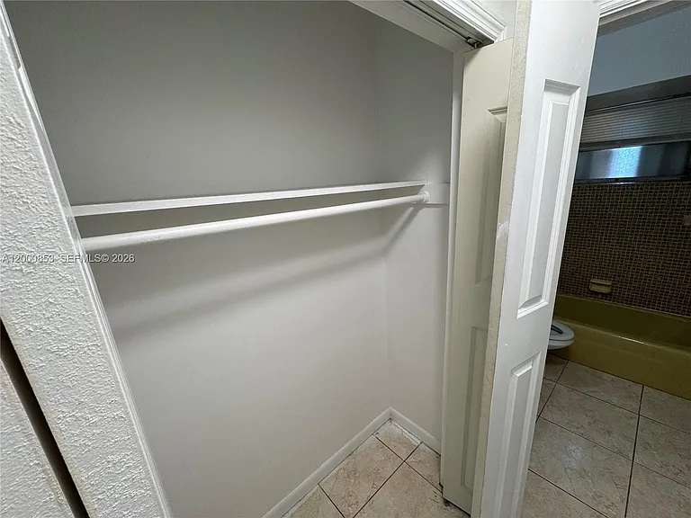 6301 SW 27th St #1 — Photo 14