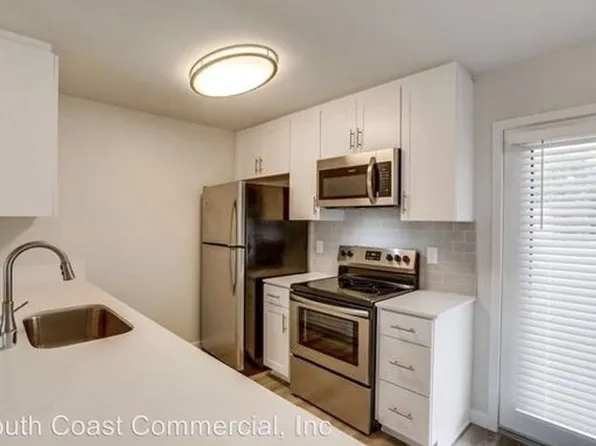 3958-3966 Riviera Dr #3929-3931, San Diego, CA 92109