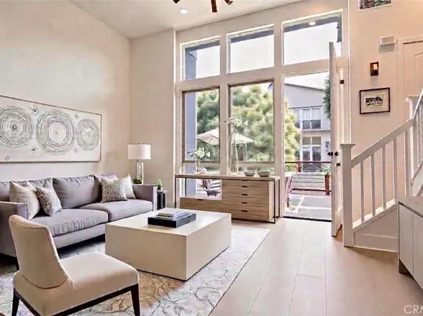 5405 W 149th Pl Unit 4, Hawthorne, CA 90250