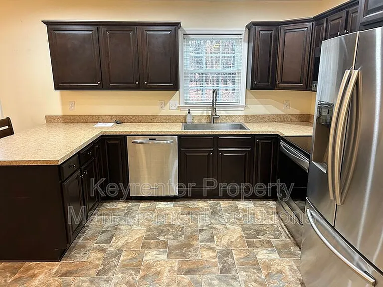 107 Oakstone Run — Photo 14
