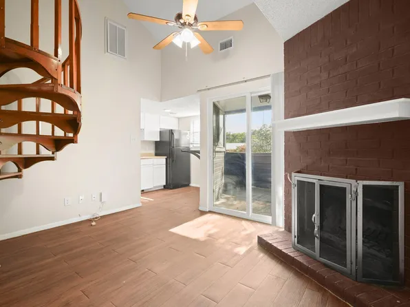 2500 Burleson Rd APT 312, Austin, TX 78741