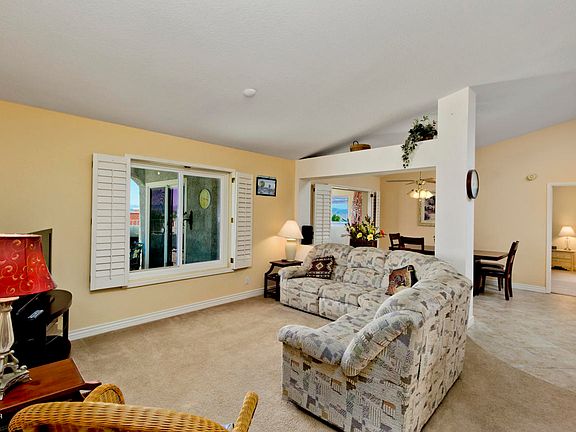 4th image of 1231 Palmas Dr
