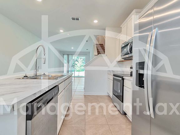 3rd image of 8354 Asteroid St #1