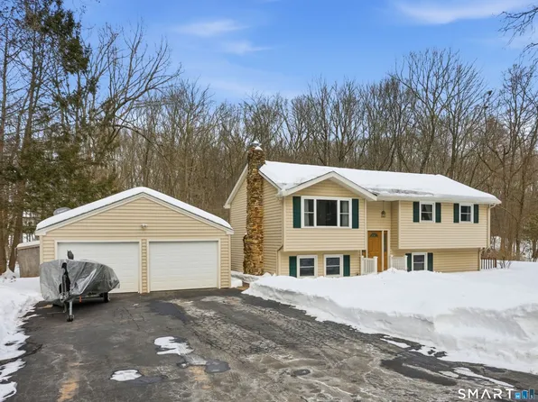 9 Wheelock Road, Ellington, CT 06029