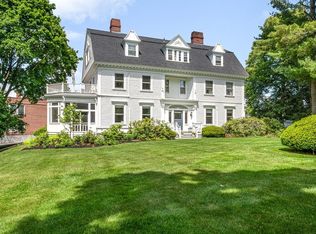 36 Central St APT 5, Andover, MA 01810