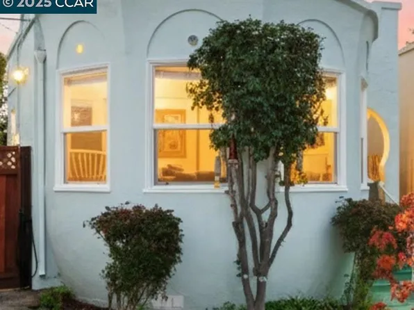 3240 62nd Ave, Oakland, CA 94605