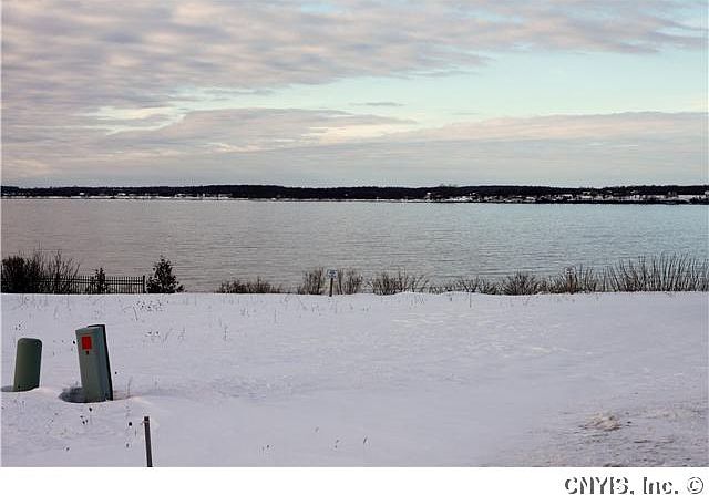 2nd image of 104 Bayview Pl