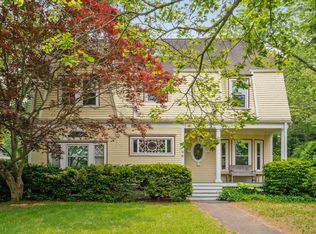 14 Salisbury Rd #14A, Newton, MA 02458