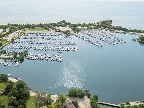 3rd image of 2287 Lake Shore Blvd W #501