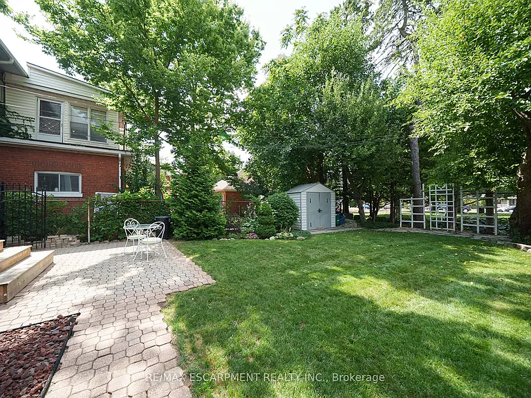 8 William St — Photo 42