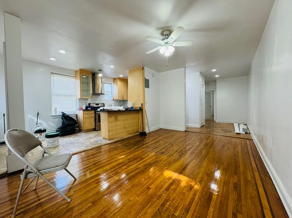 55-01 39th Ave #1R
