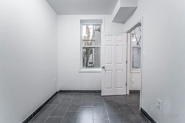 Rented by HighRiseNY | media 8