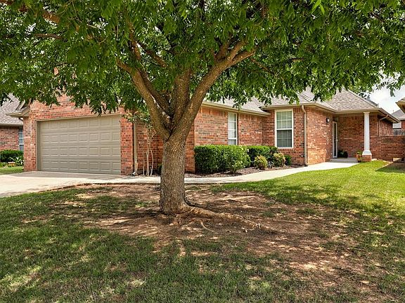3rd image of 12504 Greenlea Chase W