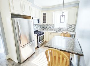 30-48 12th St #2B, Astoria, NY 11102