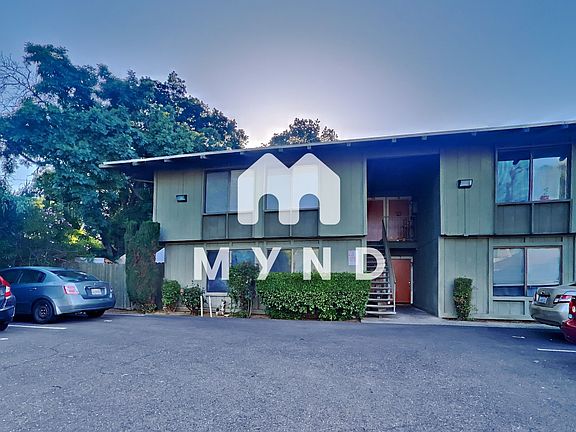 2nd image of 2336 Villanova Cir APT 10