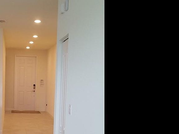 3rd image of 1798 Berkshire Cir SW