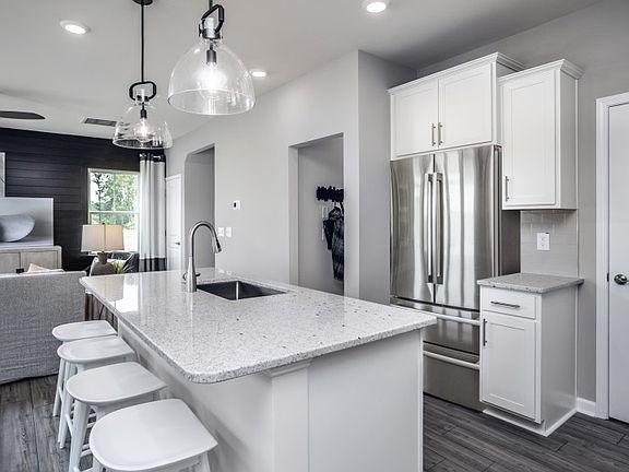 Plenty of Space to Entertain