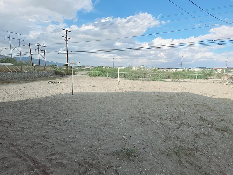 5409 Timberwolf Dr — Photo 10