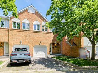 4605 Donegal Dr #33, Mississauga, ON L5M4X7