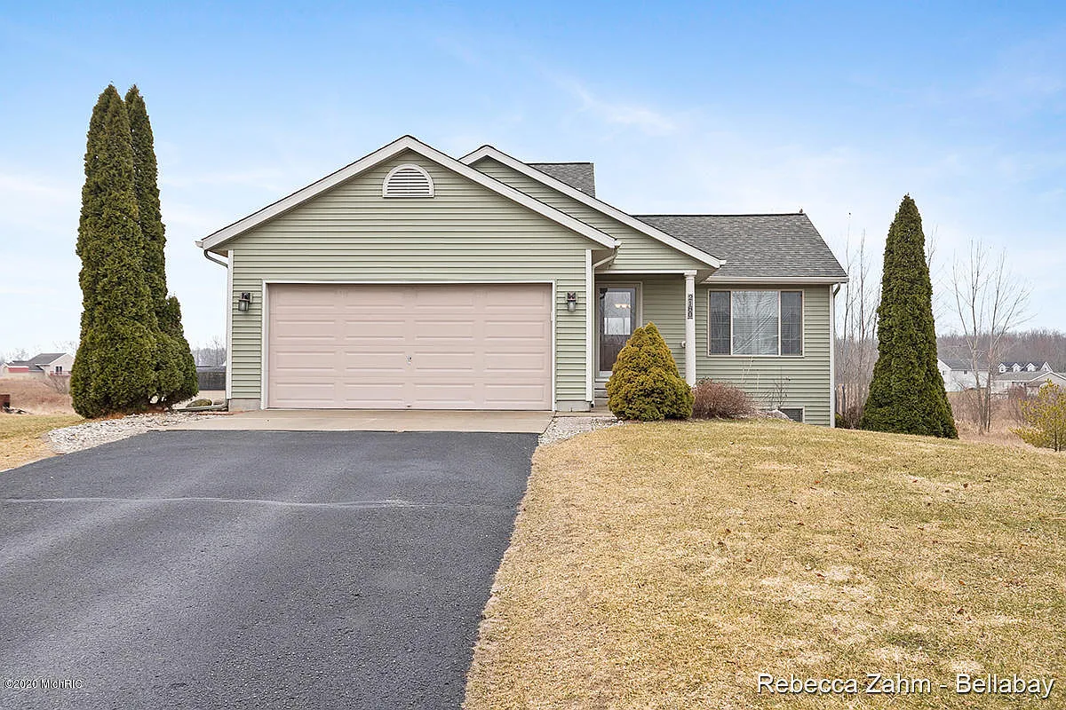 2180 Avalon View Dr NE photo 1