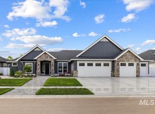 9219 W Sparks Lake Dr, Boise, ID 83714