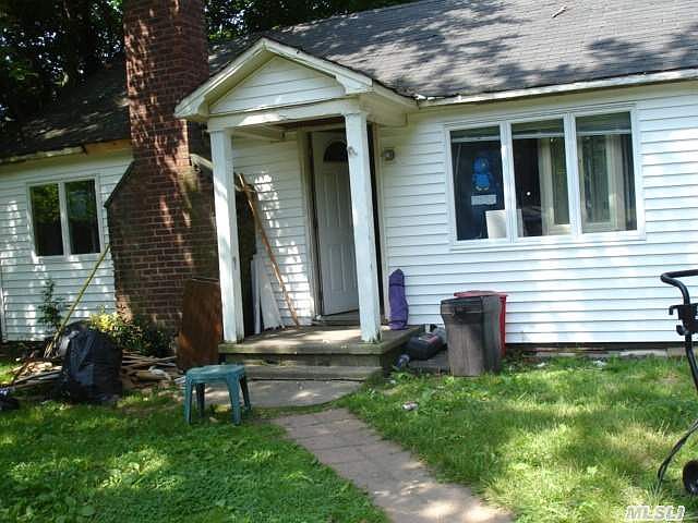 1st image of 392 Grove Ave