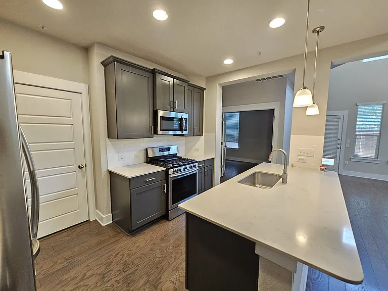 7808 Wildcat Pass — Photo 12