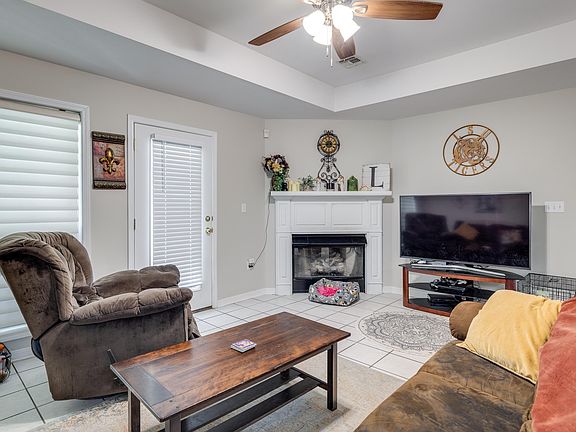 4th image of 117 Brooks Ln