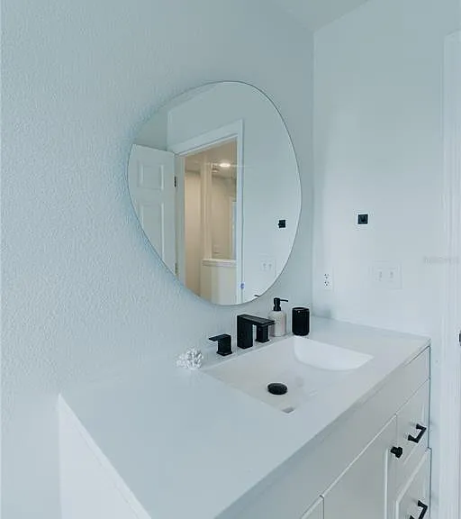 1014 Corvina Dr — Photo 22